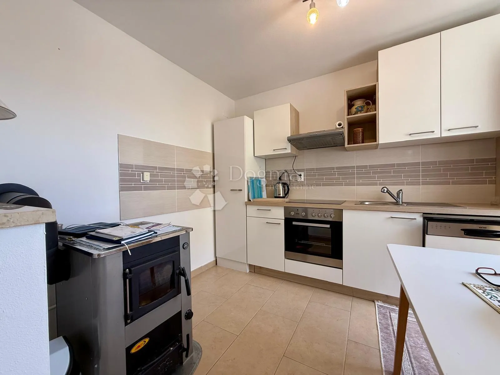 kuća s 3 apartmana i garažom blizu mora - fažana - slika 43