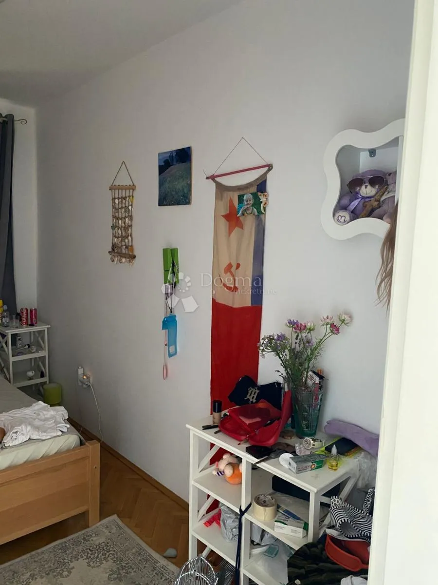 prodaje se – šarmantna obiteljska kuća s velikom okućnicom – supetar, bra - slika 18