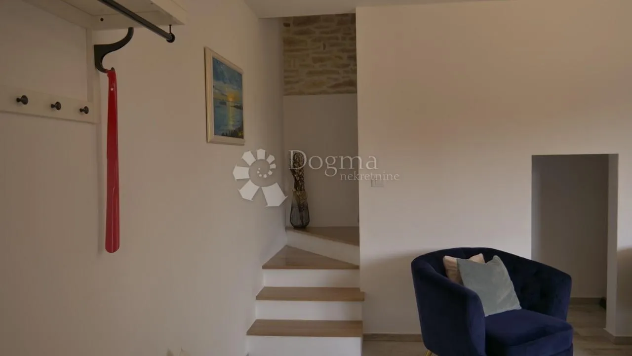 prilika! kamena kuća 5 minuta od mora! - slika 26