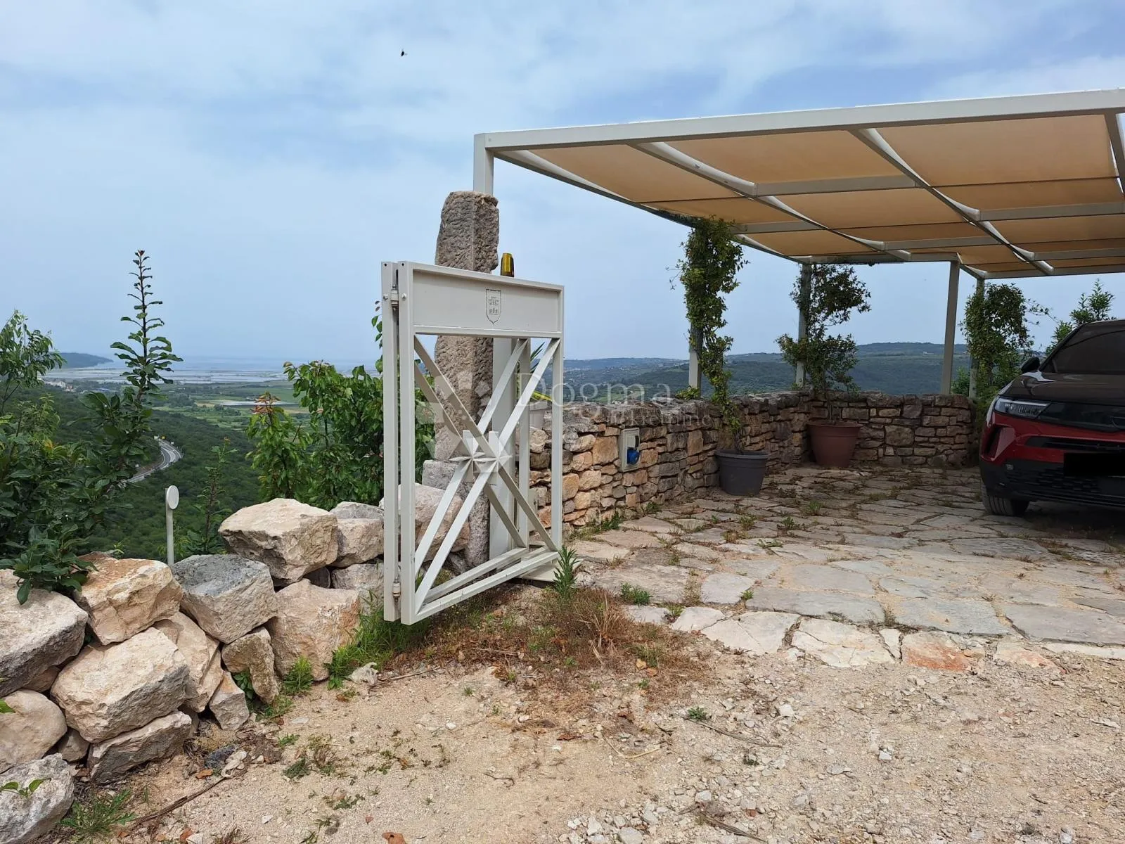 vila s dušom: istarski dragulj s pogledom na more i brežuljke - slika 14