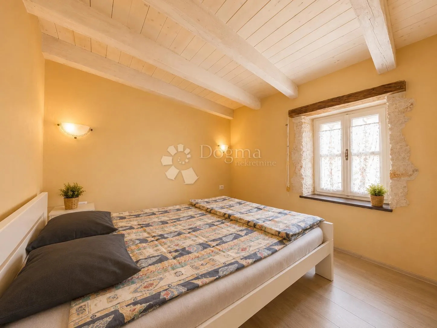 prilika! dvije kamene kuće s bazenom i pogledom na more - slika 10