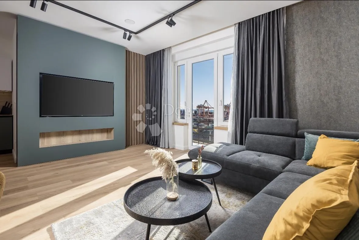 rijeka, centar, 156 m2. divota od 3 stambene jedinice! - slika 12