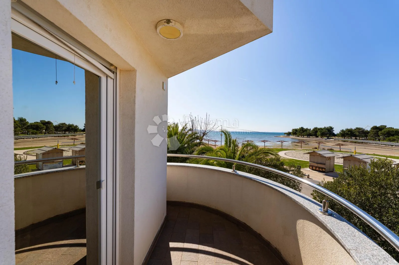 zaton-nin,luksuzna apartmanska kuća uz plažu,3 apartmana,pogled na more - slika 50
