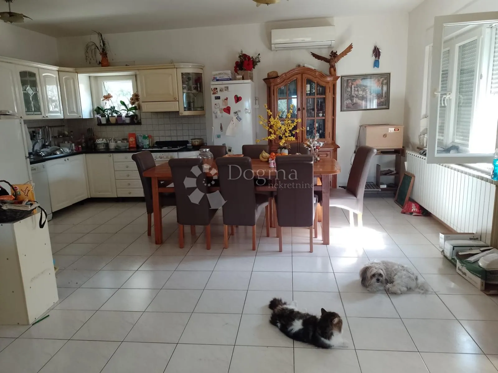 apartmanska kuća - slika 3