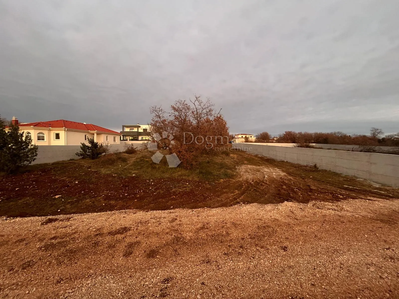 građevinsko zemljište 800m2- murvica, zadar - slika 2