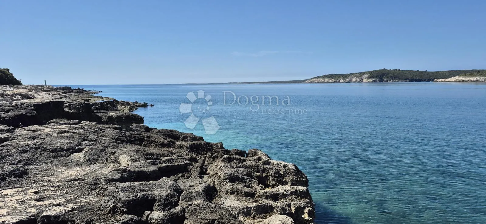 poljoprivredno zemljište s pogledom na more - 250 m od plaže - slika 20