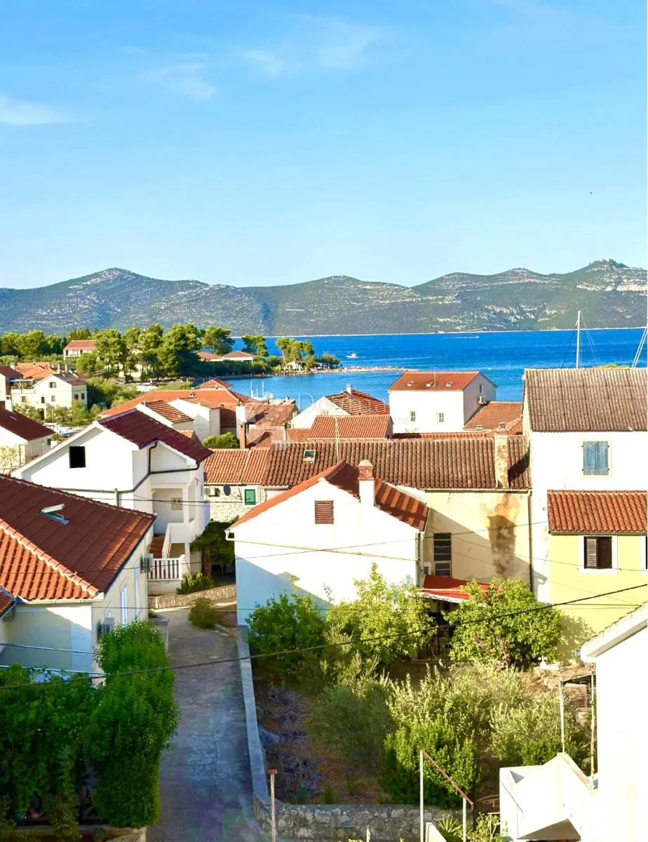 kamena kuća s panoramskim pogledom na more u nautičkoj oazi - slika 2
