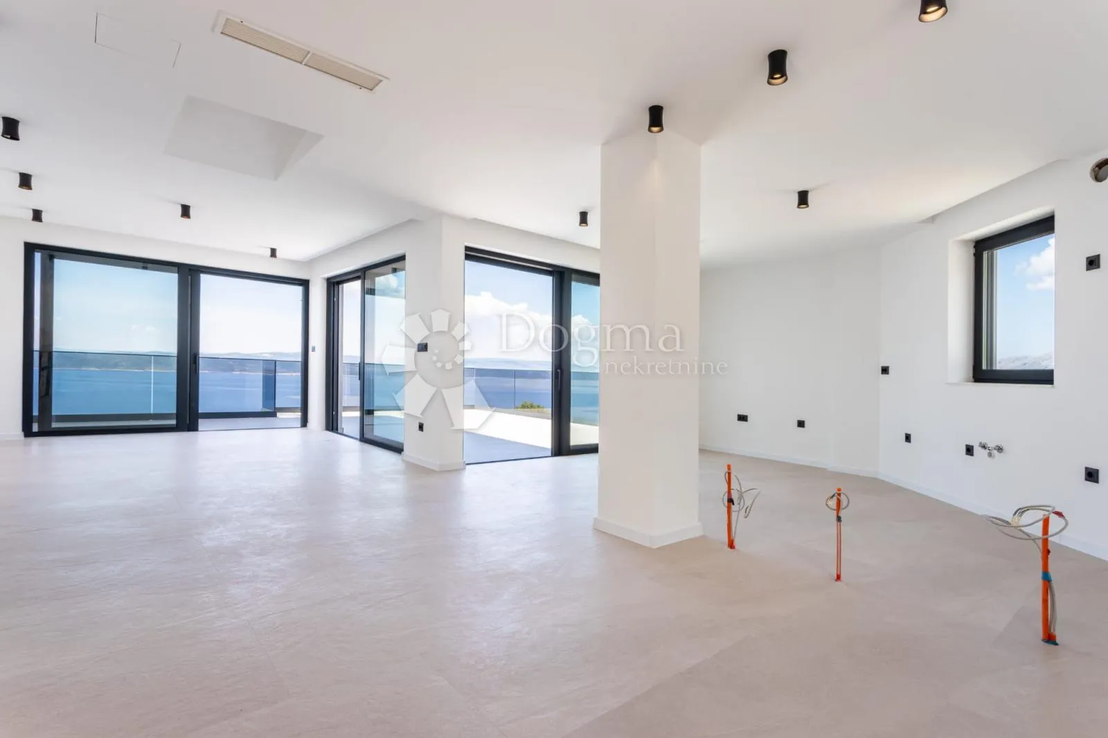moderna vila sa bazenom, brela - slika 4
