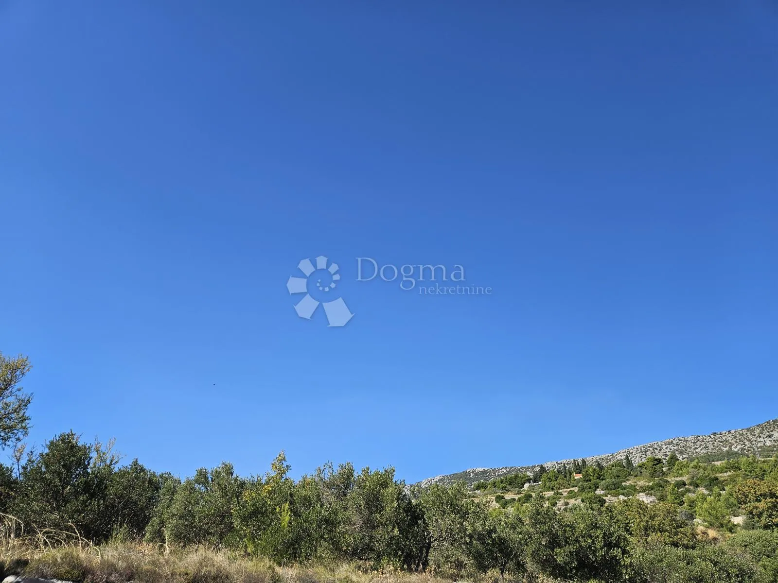 Poljoprivredno zemljište s panoramskim pogledom u Kaštel Sućurcu! - Kaštel Sućurac, Kaštela
