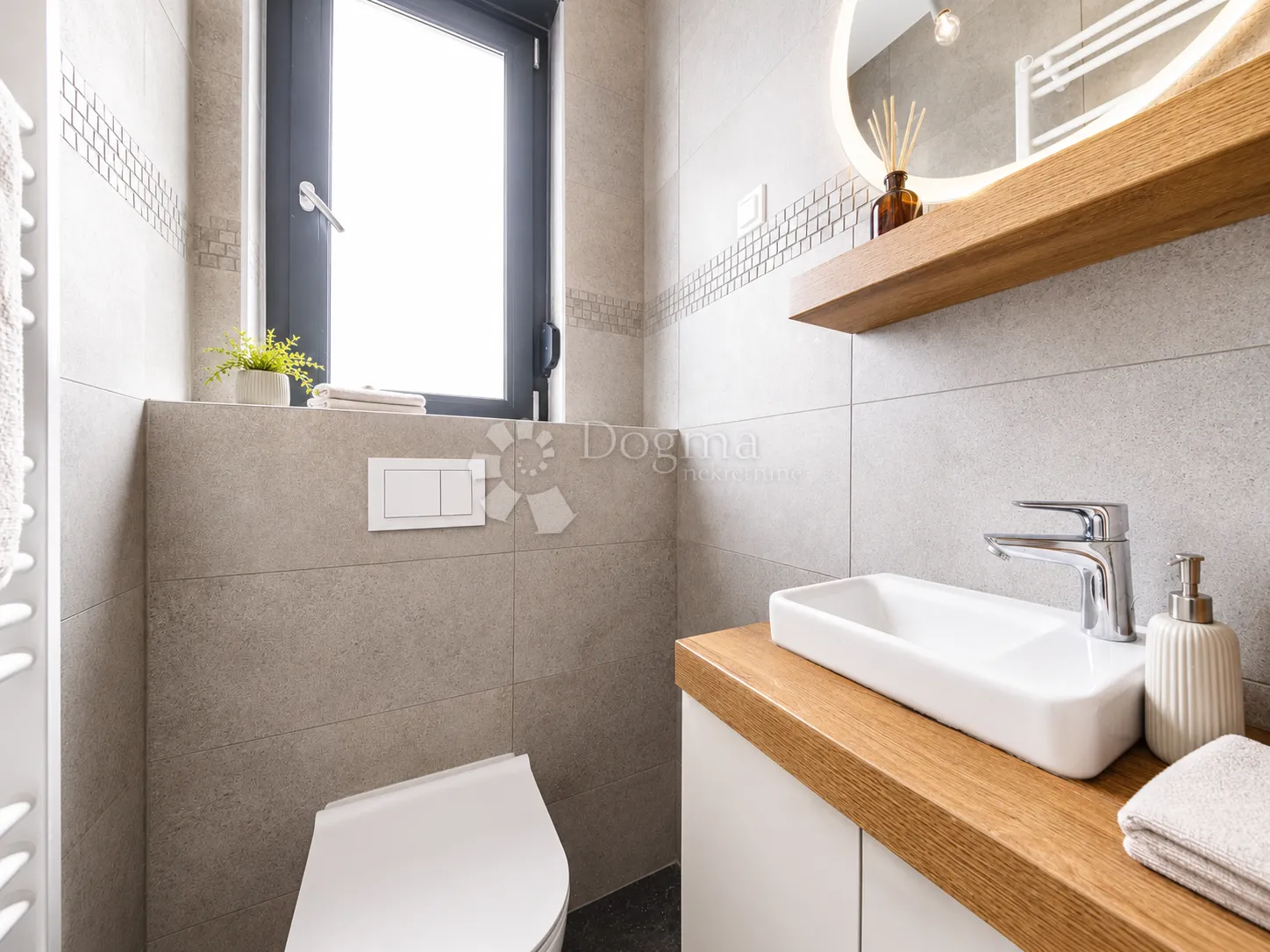 jarun, moderan trosoban stan 60 m2 + parking u garaži - slika 9