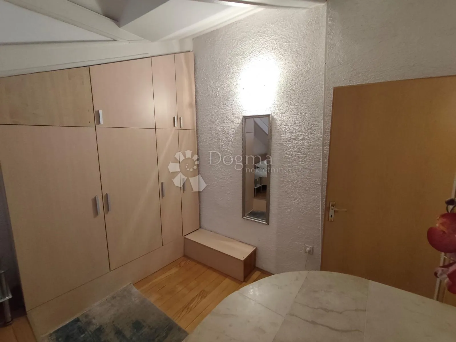 šarmantan stan u centru starog grada dubrovnika - slika 10