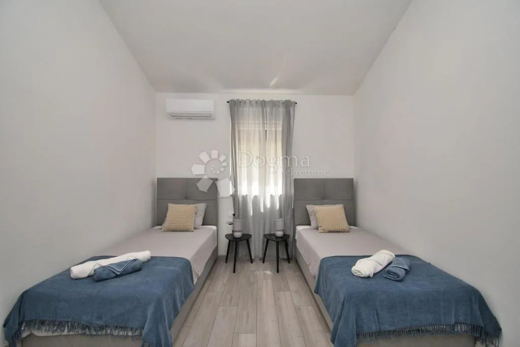 kuća sa bazenom blizu labina! - slika 22