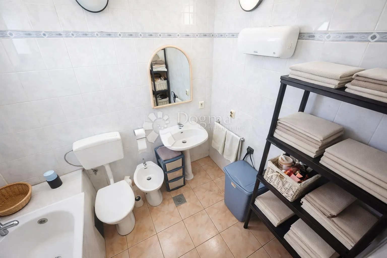 useljiva kuća u glavanima + dodatni kameni objekt za renovaciju! - slika 3