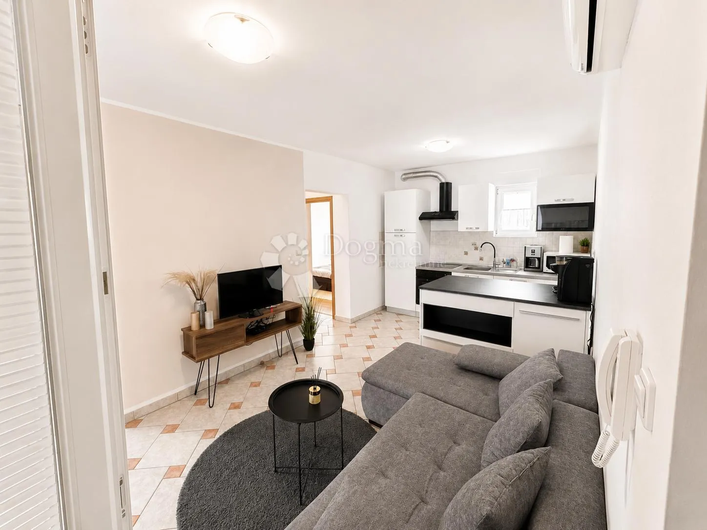 diklo, zadar - komforan renovirani stan 60 m2 - slika 5
