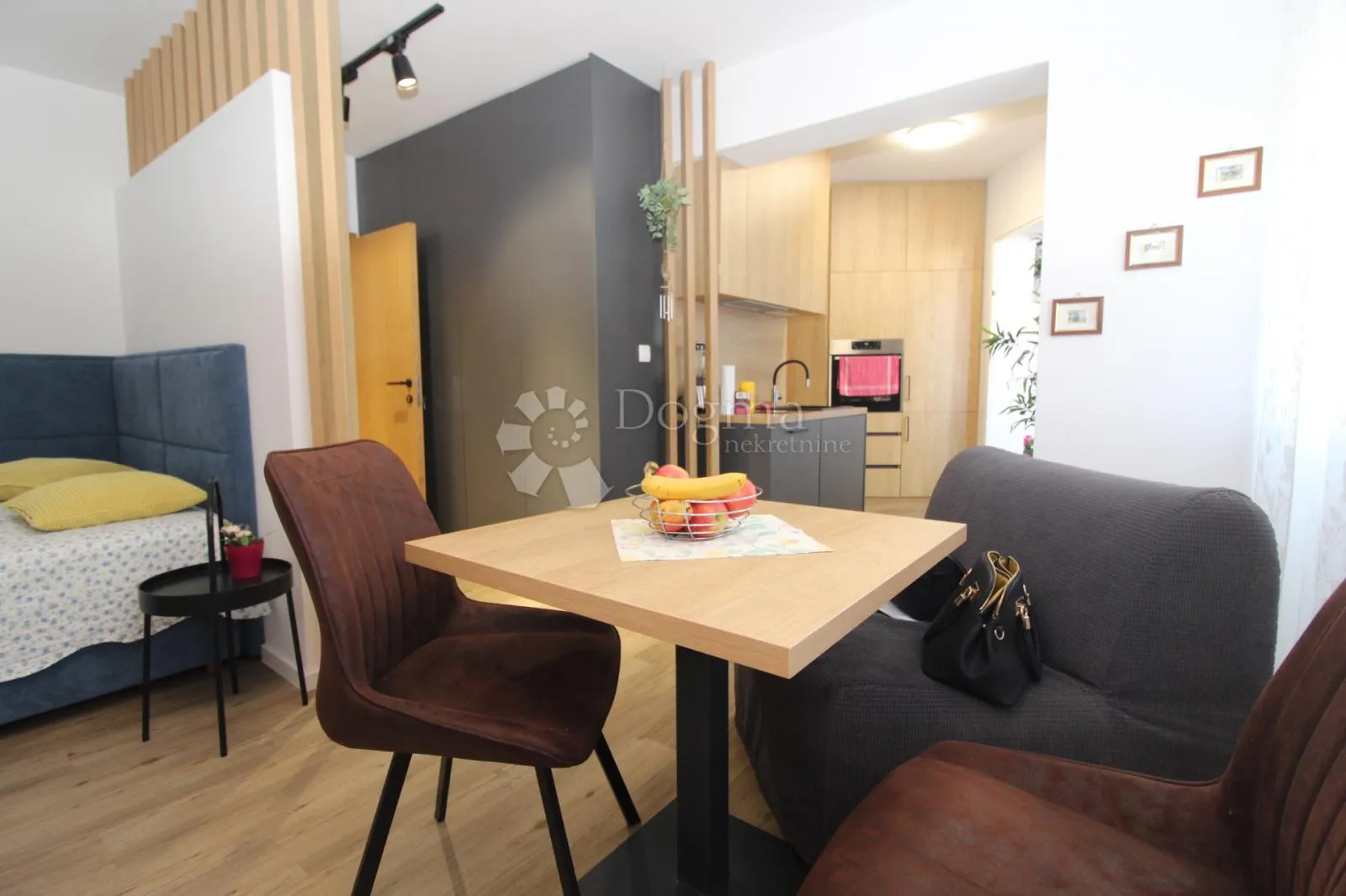 crikvenica dva apartmana - slika 7