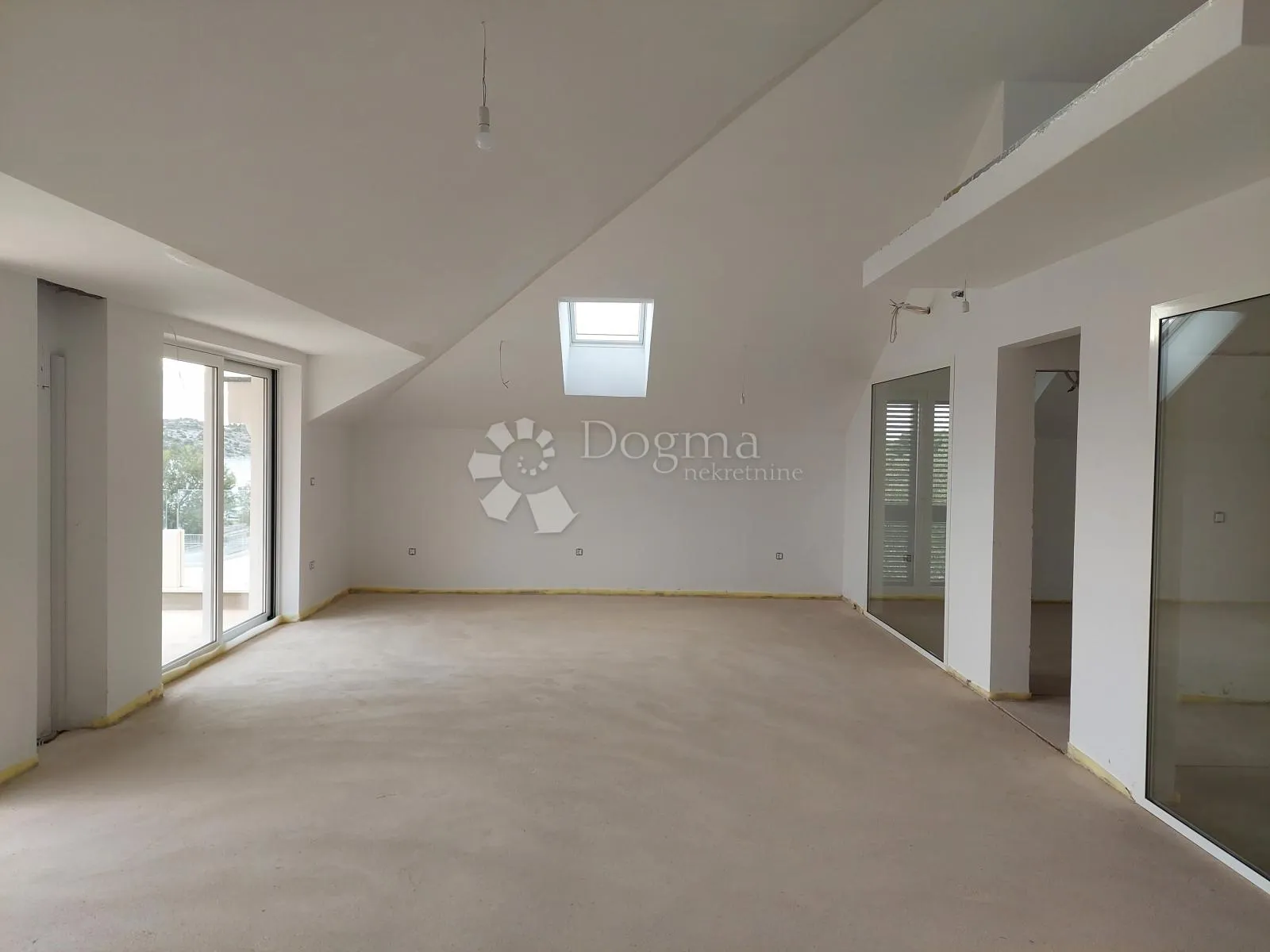 luksuzan stan na top lokaciji - s9 - slika 14
