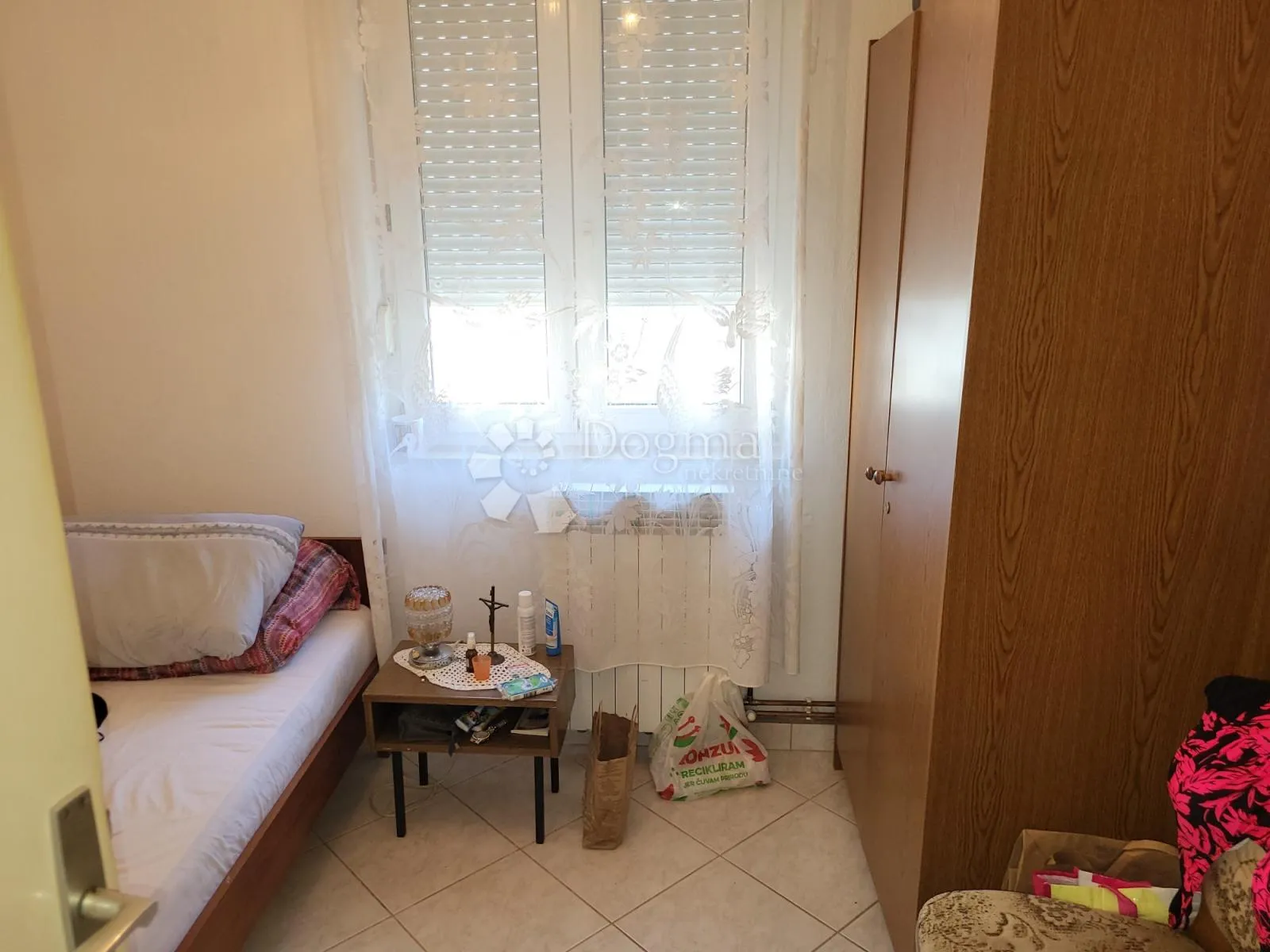 samostojeća kuća blizu mora - slika 29