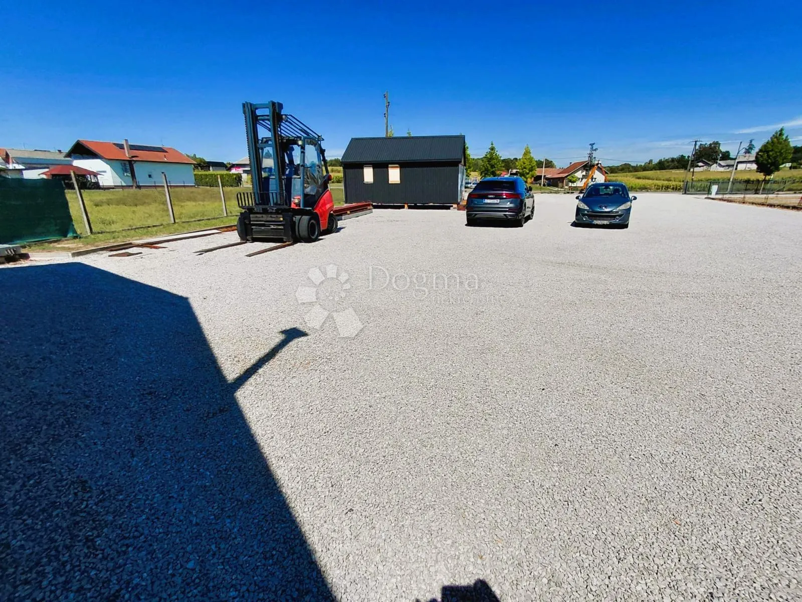 veliko zemljište i hala u druškovcu - slika 13