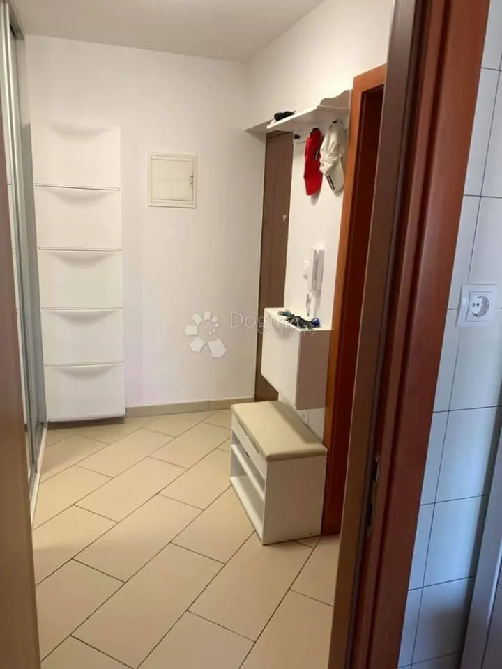 veli vrh, odličan 3soban stan, 2pm, spremište - slika 4