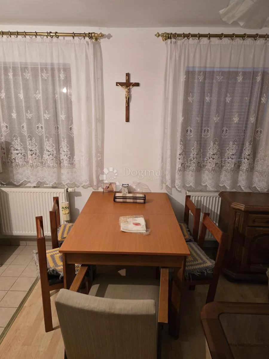 idealna za obitelj ili ulaganje – kuća s velikom okućnicom na dunavu - slika 20