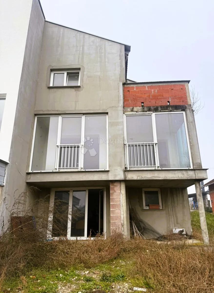 dom po vašoj mjeri - dvojna kuća u pribislavcu - slika 1