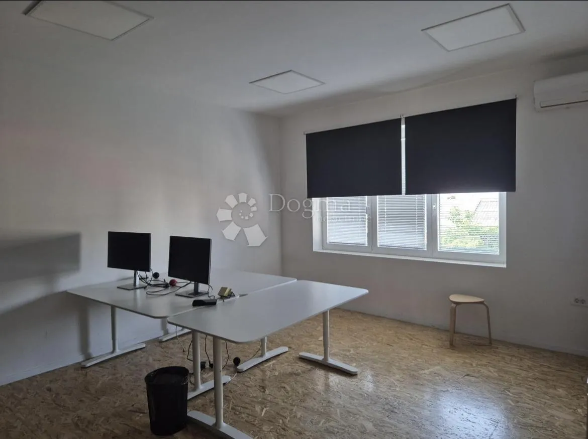 uredski prostor pri samom centru rijeke - slika 5