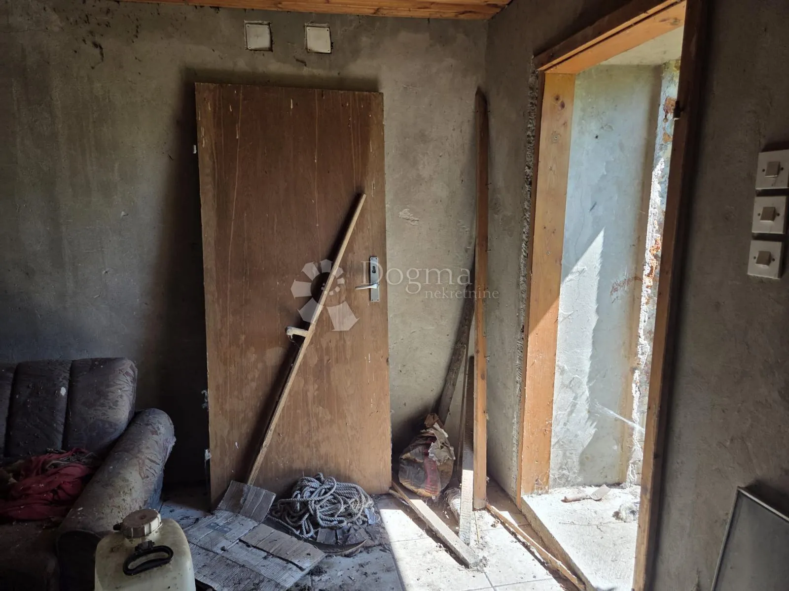 vikendica u prirodi s 4.789 m² zemljišta - slika 10