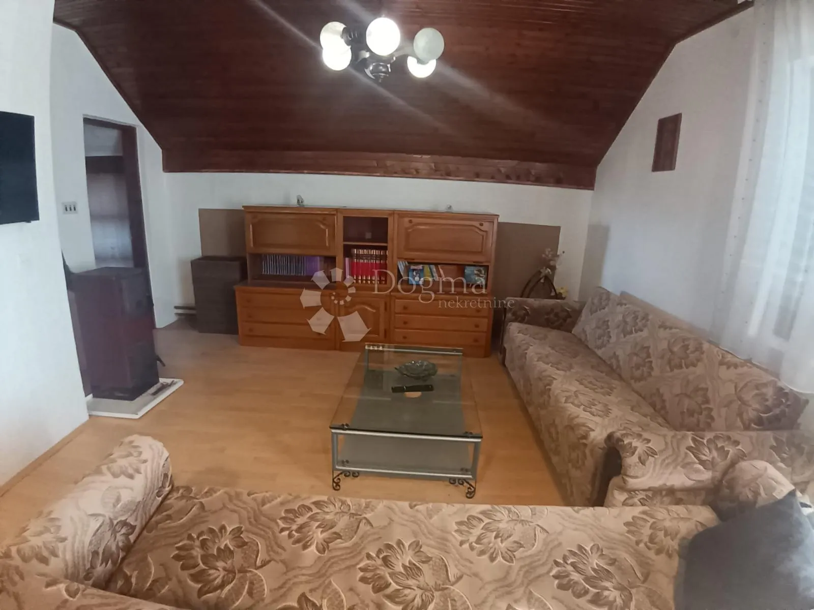 poslovno-stambena kuća s lokalom, novi senkovac - slika 21