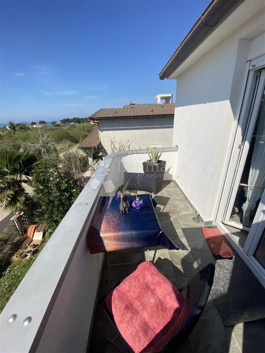 apartmanska kuća, novigrad - slika 12