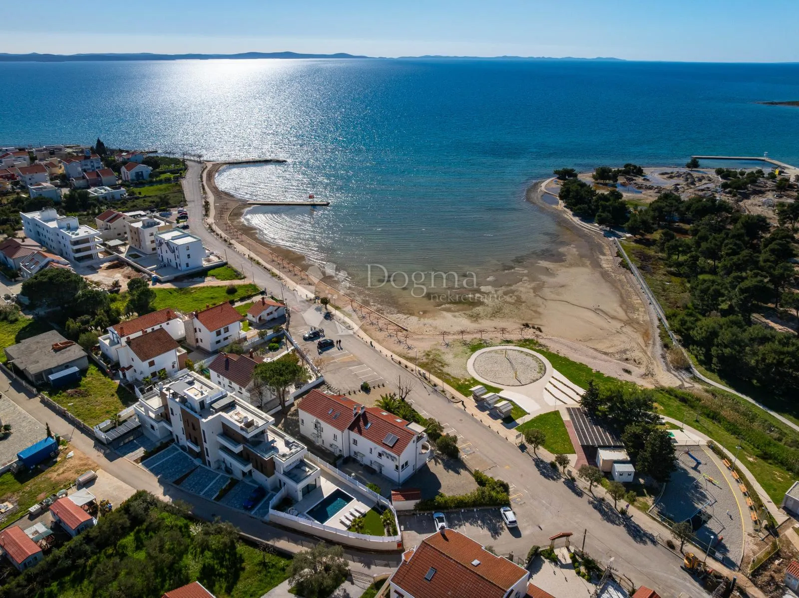 zaton-nin,luksuzna apartmanska kuća uz plažu,3 apartmana,pogled na more - slika 7
