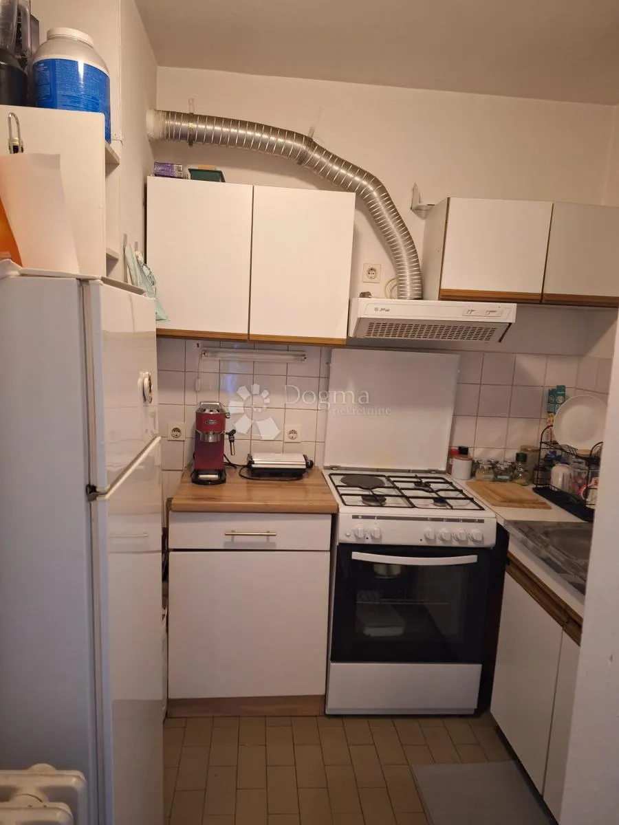 predivan 2-sobni stan 34 m2 s otvorenim pogledom - slika 4