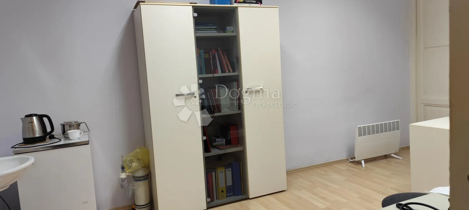 centar -poslovni prostor za ordinaciju ili kozmetički - slika 3