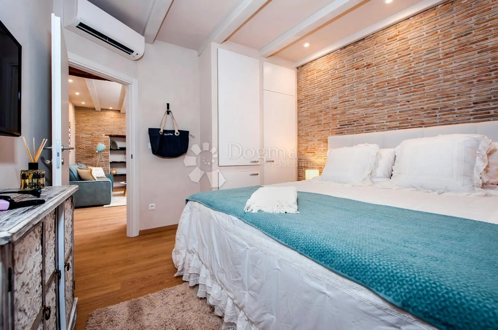 prilika! jednosoban stan 40 m² u centru rovinja - slika 11