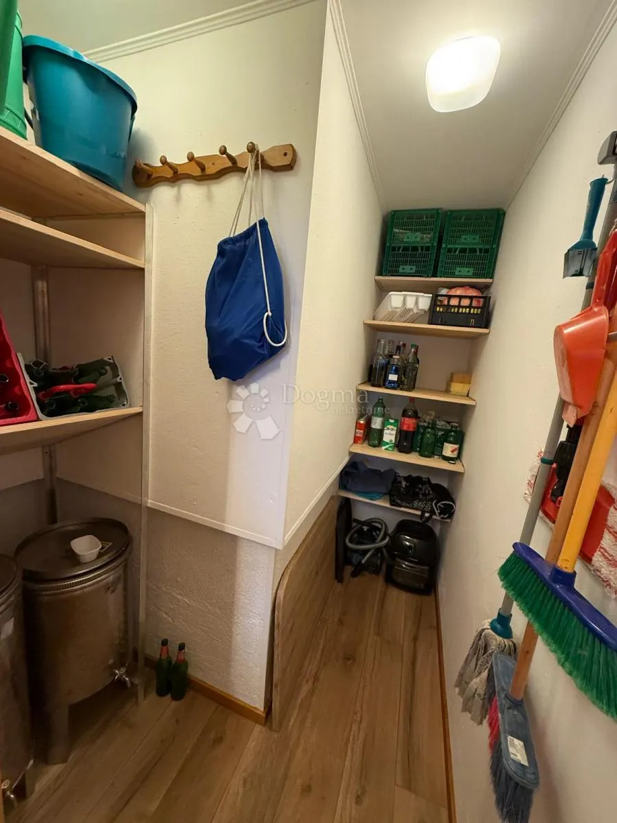apartman u prizemlju s velikom terasom - slika 21