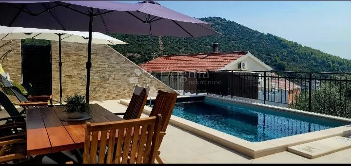 moderna vila sa bazenom, marina - slika 15