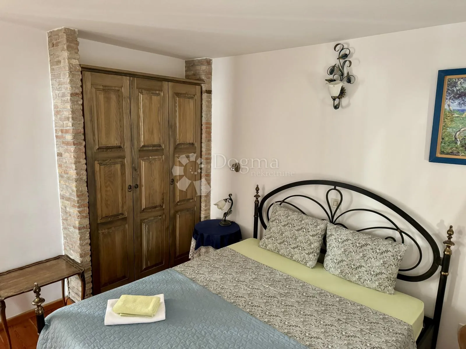 rovinj - kuća sa šest apartmana u srcu starog grada - slika 12