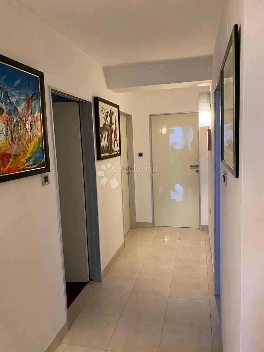 prilika predivan stan 3s+db na drenovi - slika 14