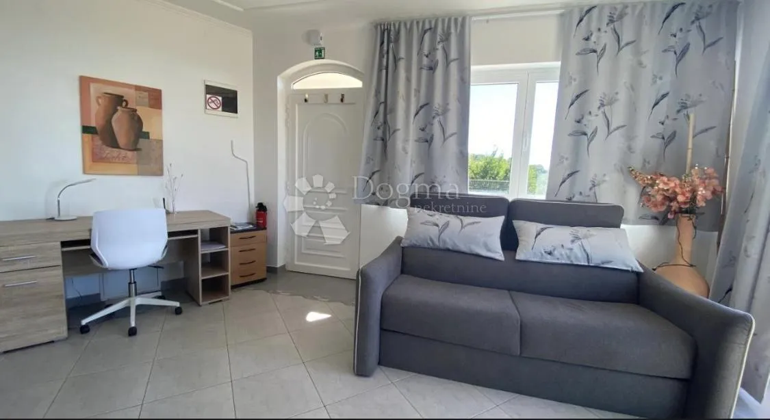 ičići, apartman za dugoročan najam - slika 2