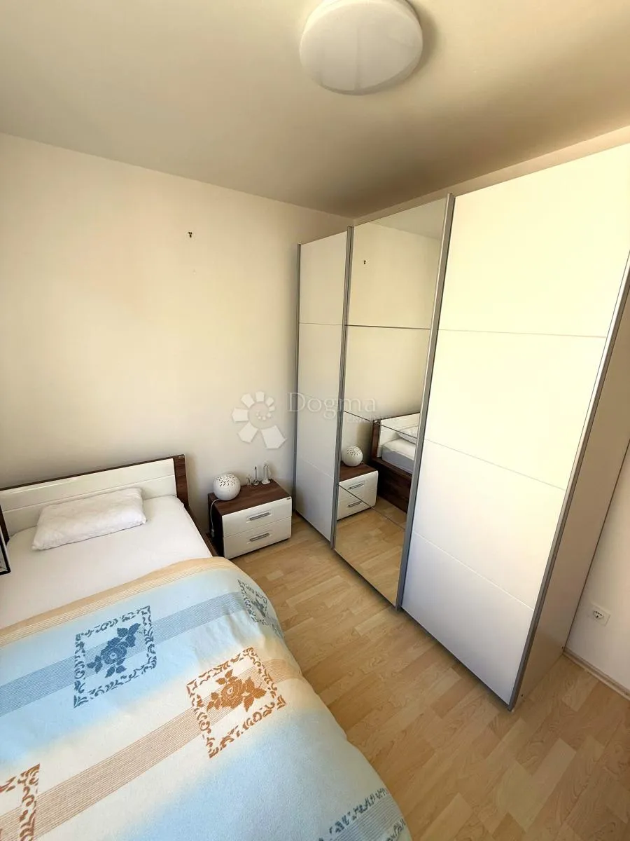 dvosoban stan, duće. 49 m², pogled na more. - slika 11