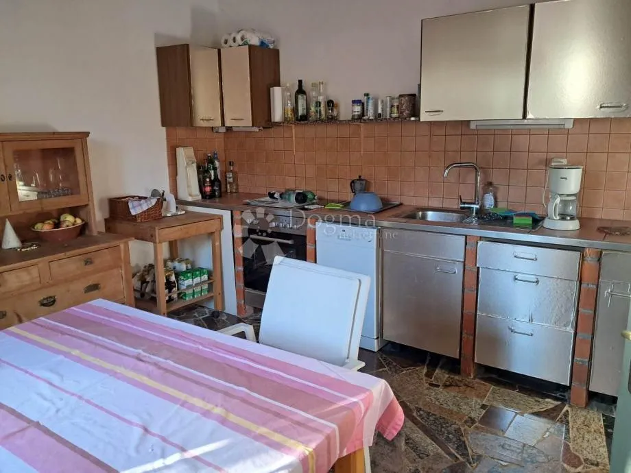 ždrelac - kuća s okućnicom u mirnom okruženju - slika 7