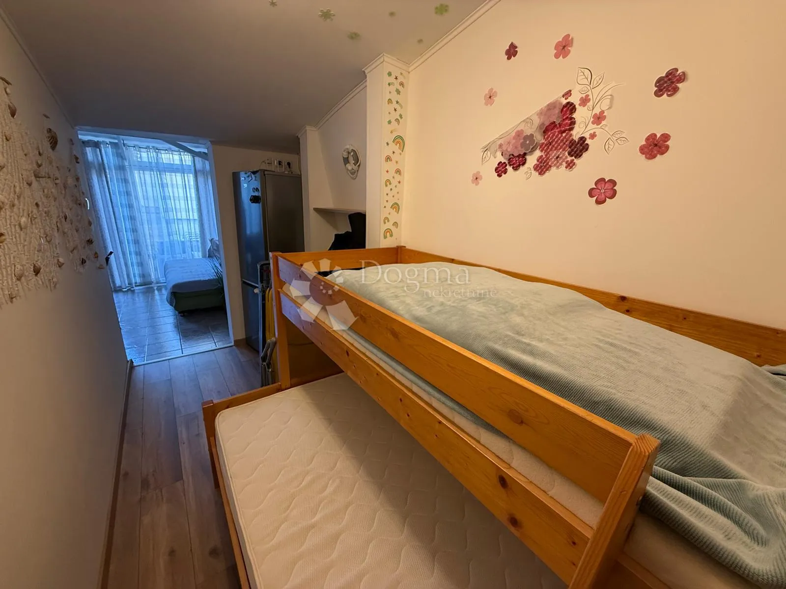 apartman u prizemlju s velikom terasom - slika 17