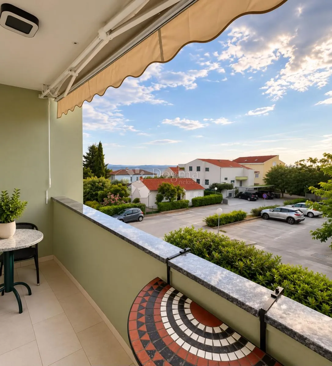 prestižna adresa punta skala (petrčane) 70 m od mora, renoviran stan 77m2 - slika 25