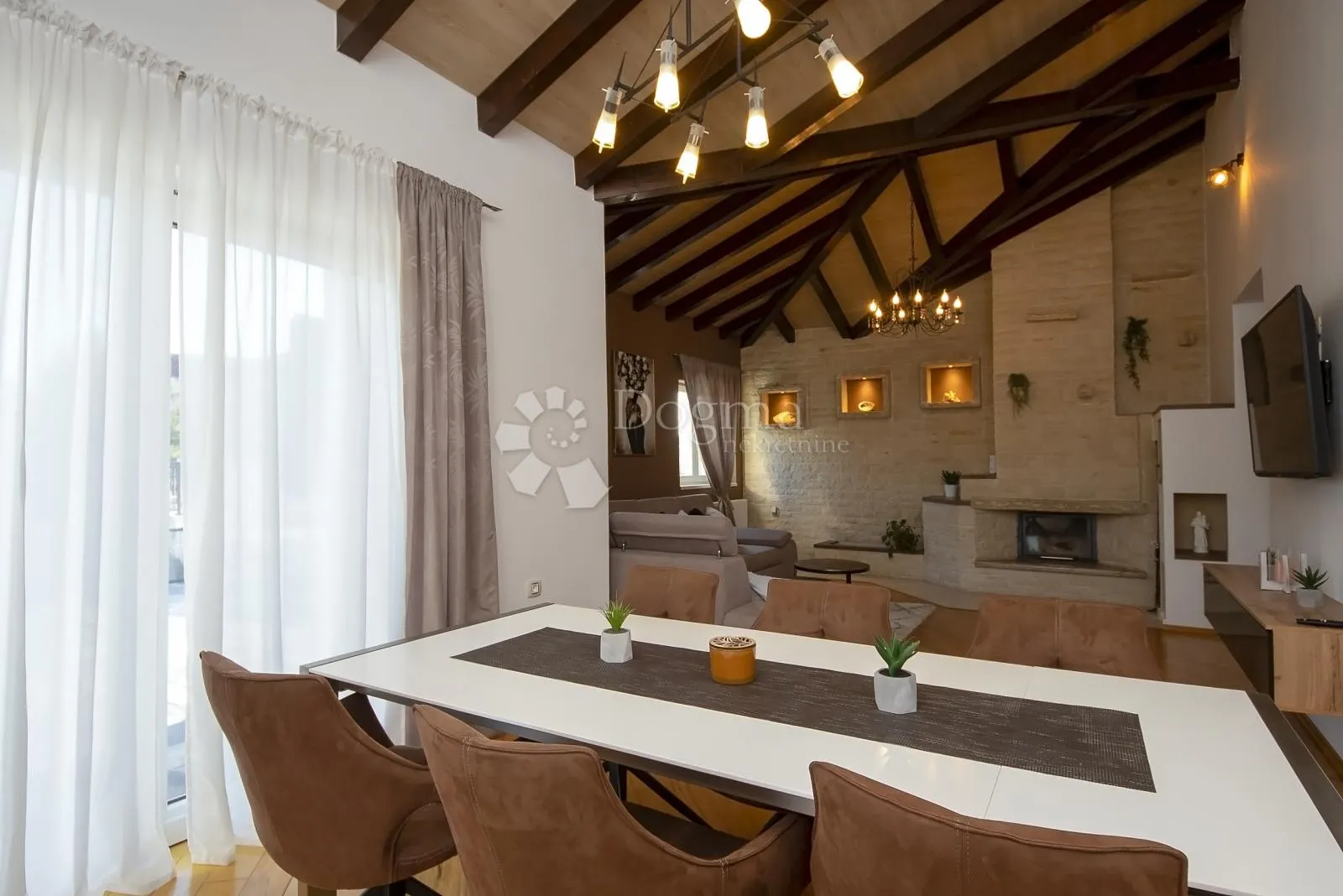dubrava kod šibenika - prekrasna villa sa bazenom, 282 m2 - slika 16