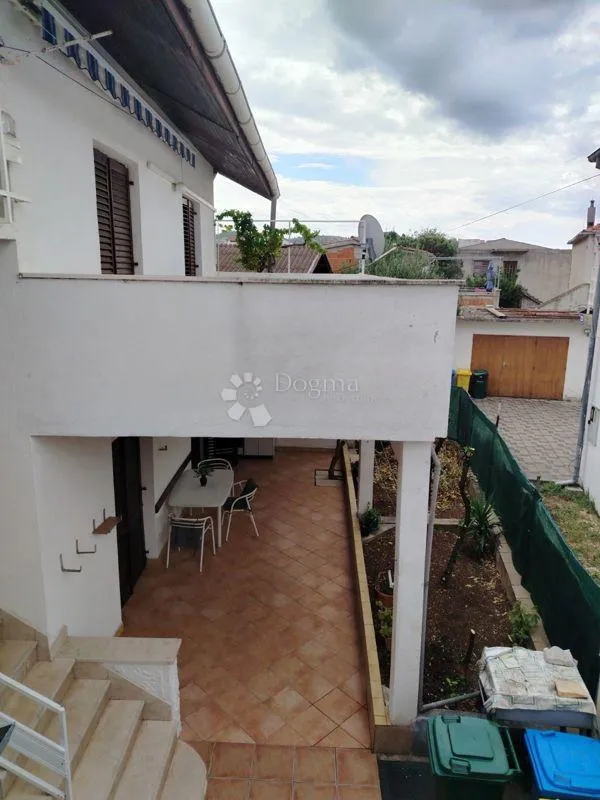 rogoznica- kuća 150m od plaže! - slika 9