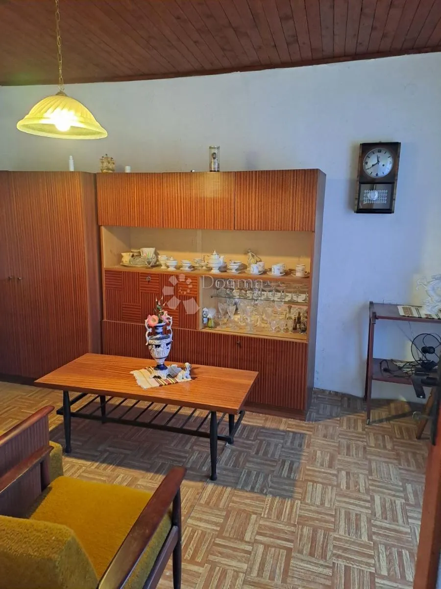 općina kršan - kuća sa velikom građevinskopm okućnicom - slika 25