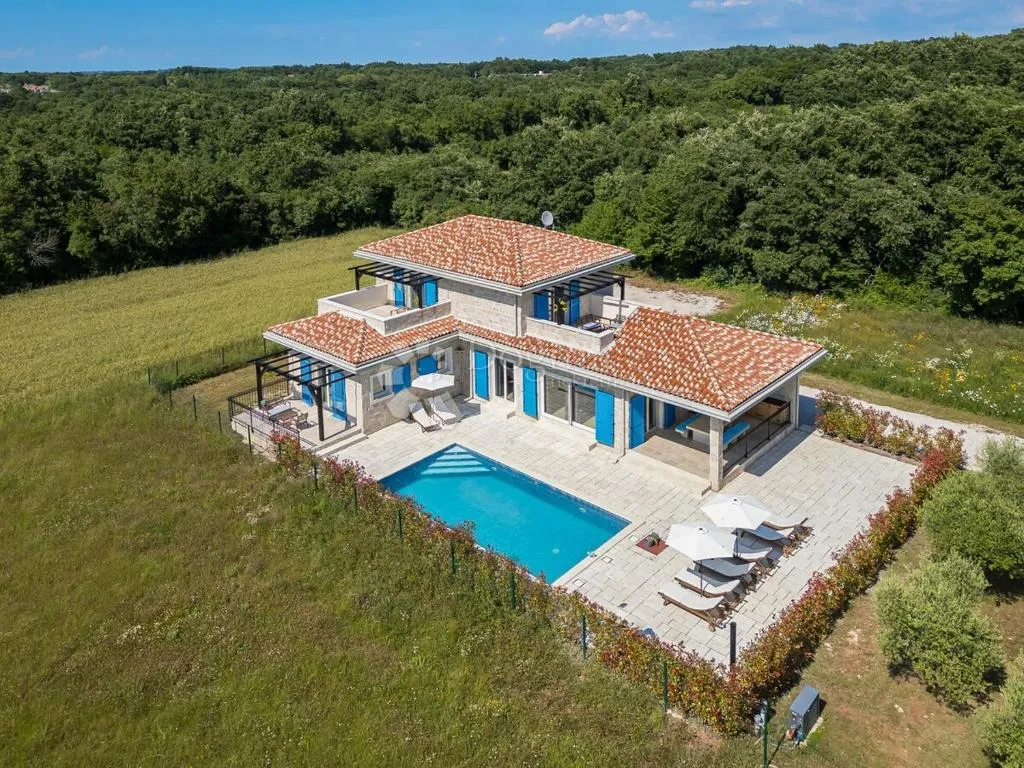 rovinj okolica - luksuzna vila s bazenom i 3 spavaće sobe! - slika 1