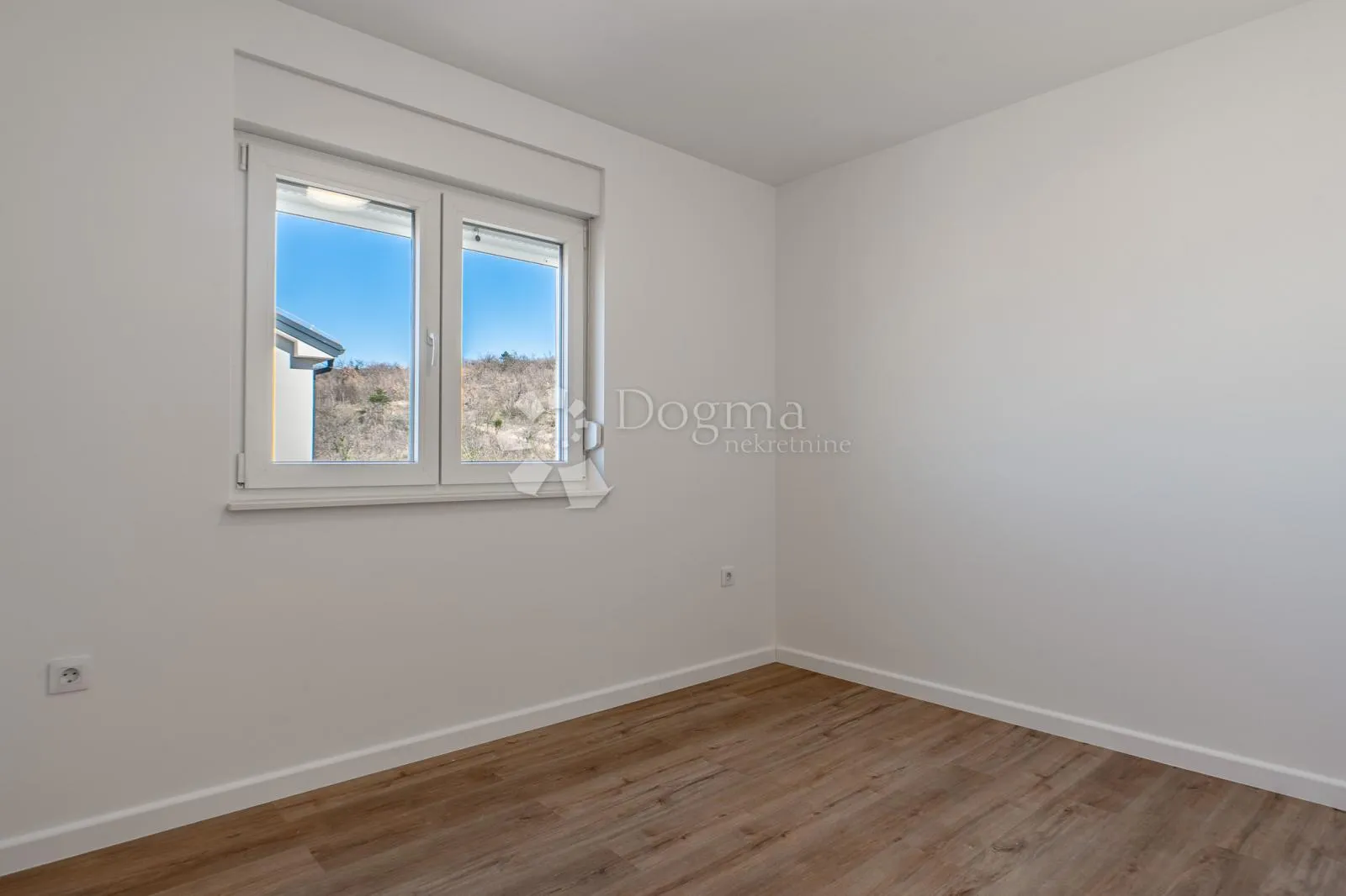 prekrasan apartman sa pogledom na more - slika 8