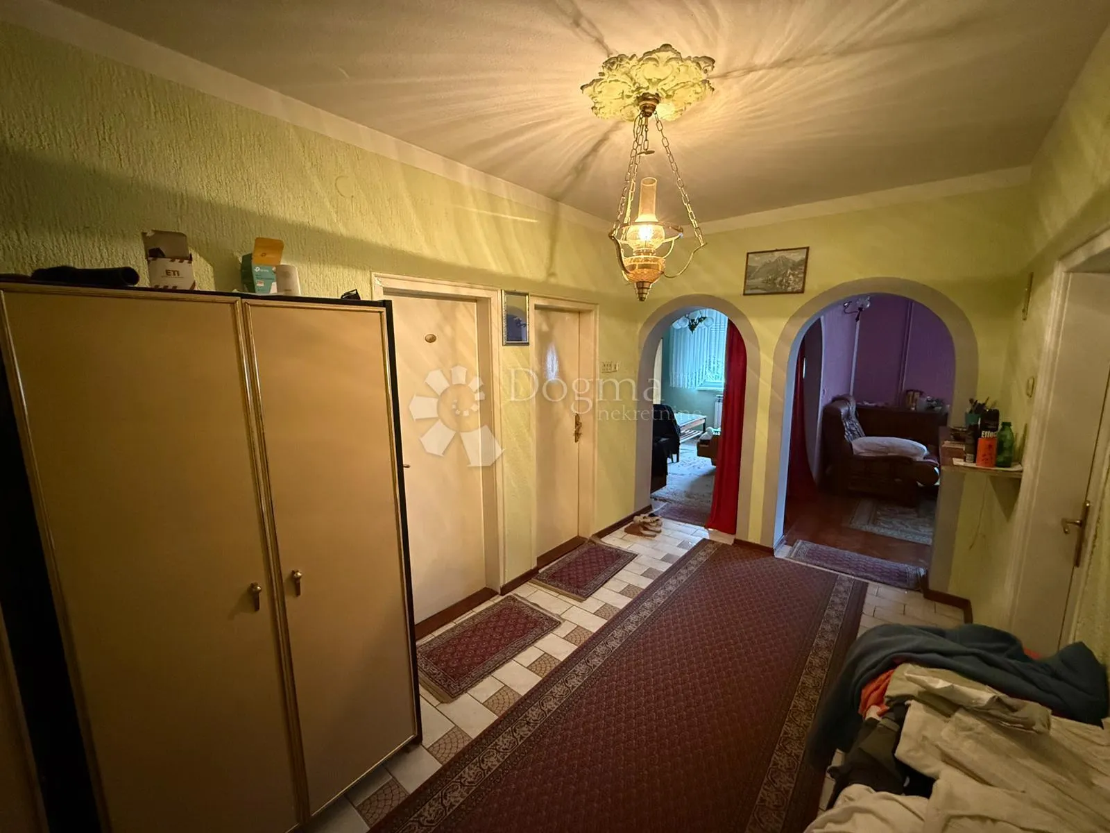 obiteljska stambeno-poslovna građevina s gospodarskim zgradama - slika 10