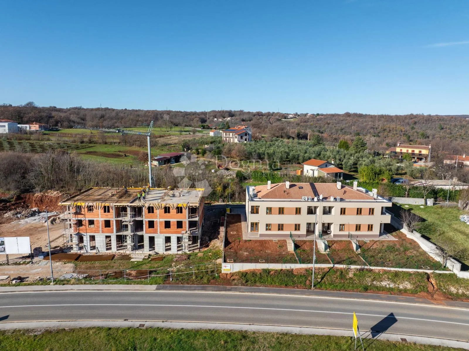 barban,novogradnja na super lokaciji,garsonjera sa pripadajućim vrtom - slika 3