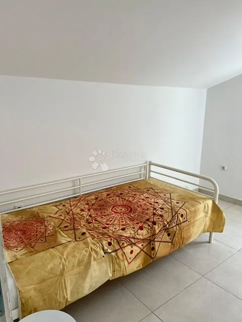 kuća s 5 stanova - kostrena - slika 5